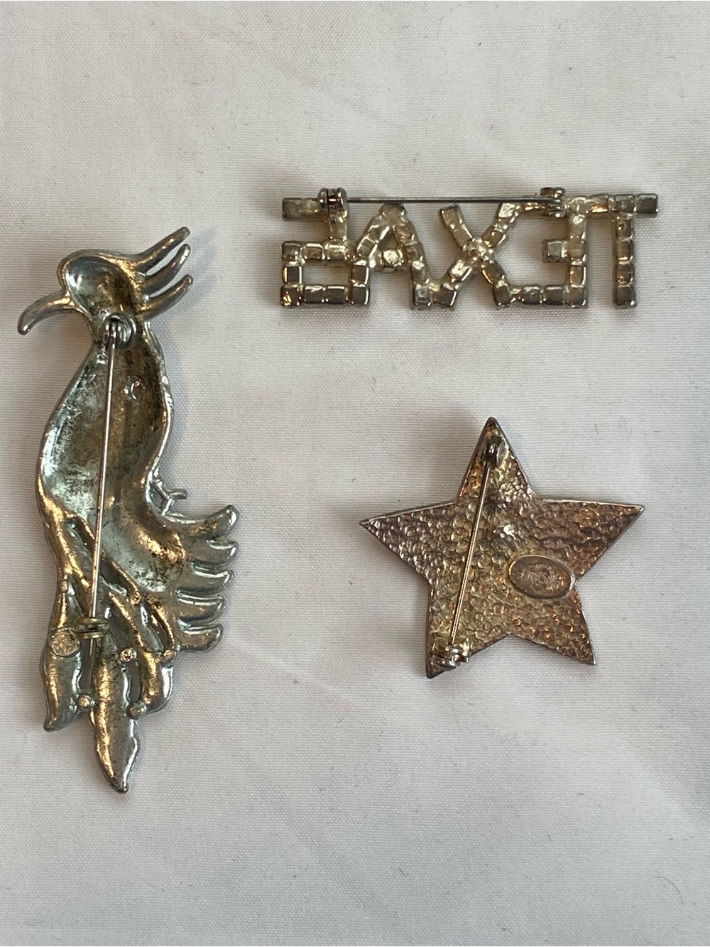 (3) Rhinestone brooch bundle - Picture 2 of 5